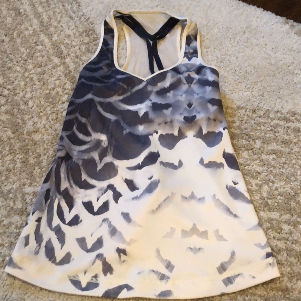 Awesome Lululemon tank!